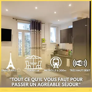Petit Bijou Dans Le Centre De Parigi